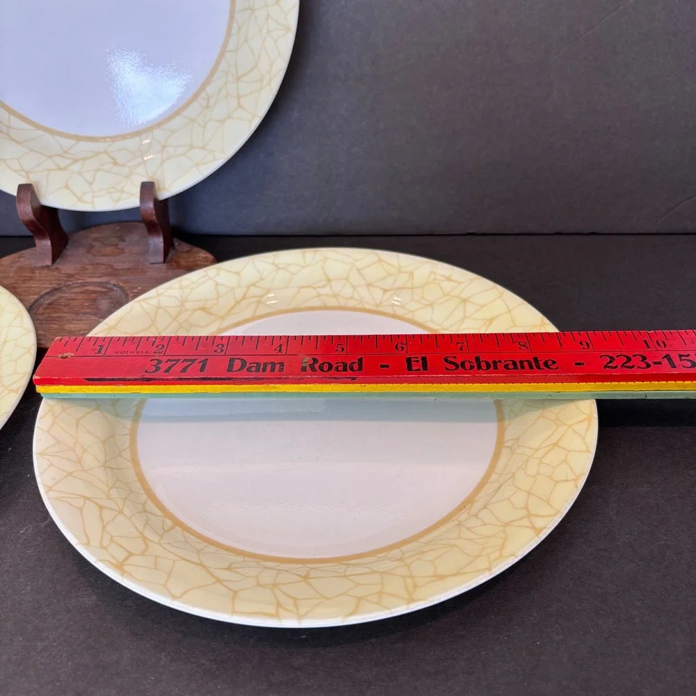 Corelle Corning Yellow Crackle Lunch Dessert Plates 9